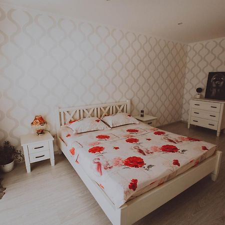 Standard Plus Apartment Poltava Exterior foto